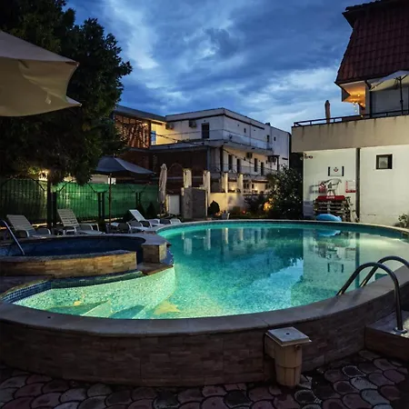 Family Hotel Adia Blue-3