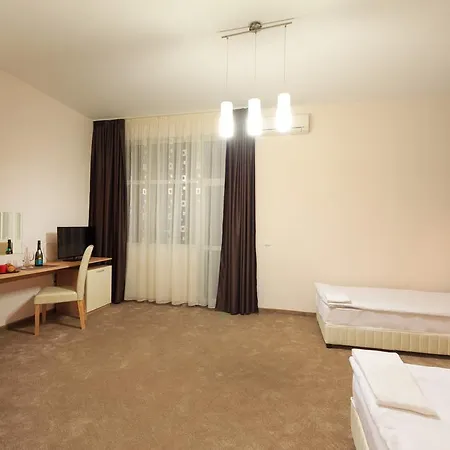 Sky Hotel-3
