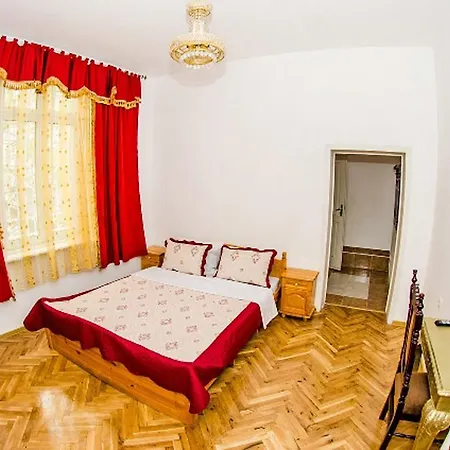 Central Guesthouse Five Corners-2