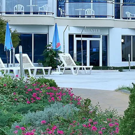 Aqua Azur Hotel-2