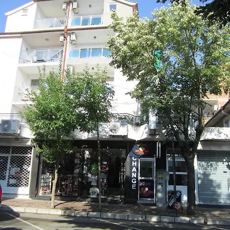 Central Guesthouse-3