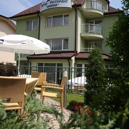 Family Hotel Diana-3