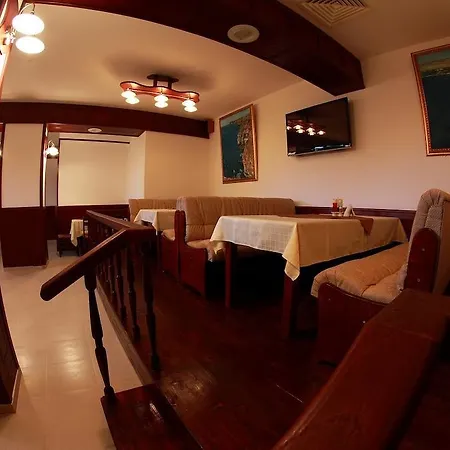 Hotel Akre-2