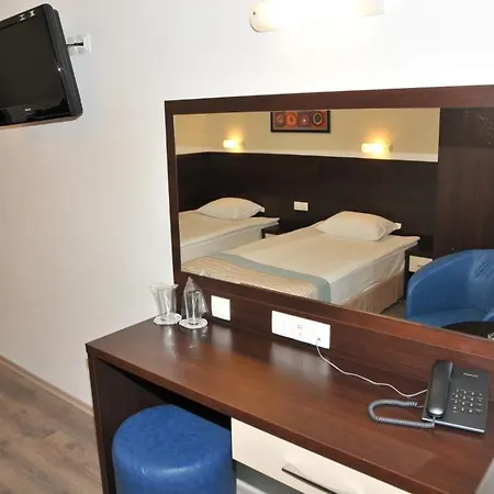 Hotel Burgas Free University-2