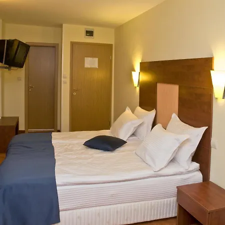 Hotel 4 Zona-2
