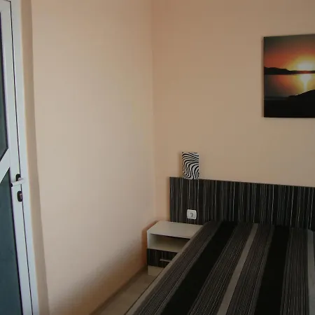 Guest House Perla-2