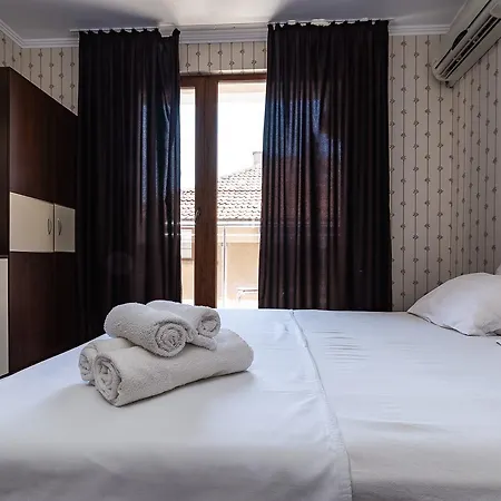 Guest House Saint Apostol-2