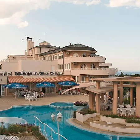 Bellevue Golden Sands-3