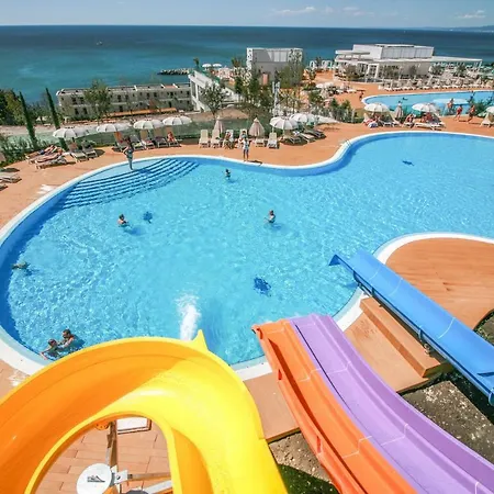 White Lagoon Resort-3