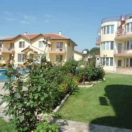 Family Hotel Radka-3
