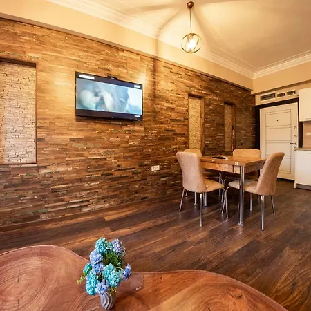 Sofia Artist Life Apartment-2