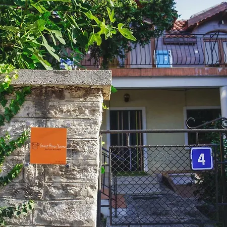 Guest House Yoanna-2