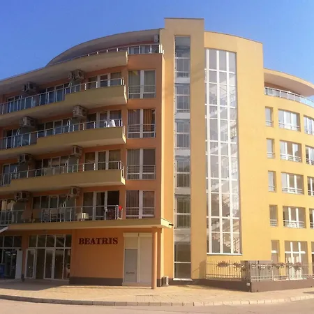 Beatris Family House-3