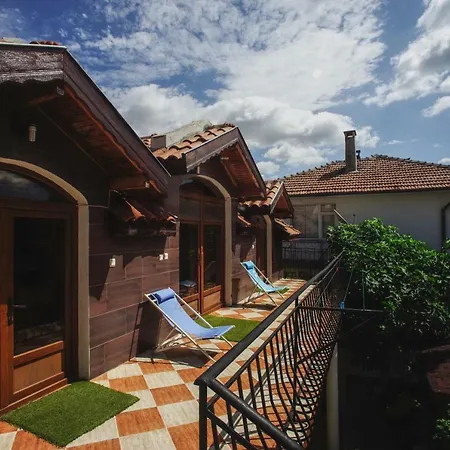 Guest House Yoanna-3