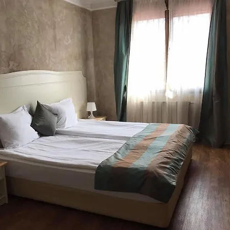 Green Hotel Alexander Palace-3