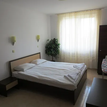 Breeze Apartment Complex-2