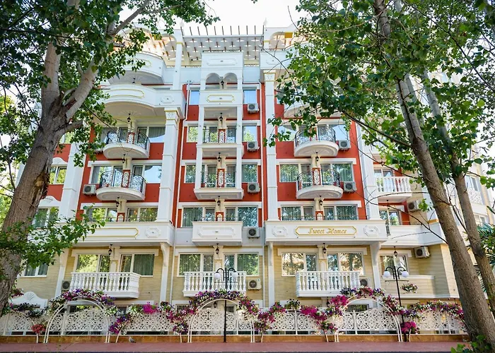 Sunny Beach Vacation Rentals near Rialto Bridge