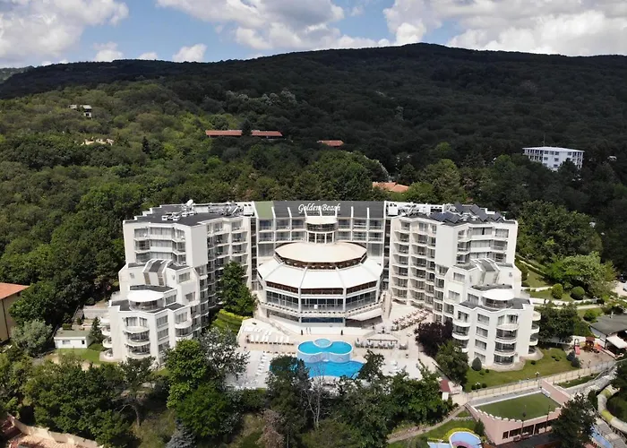 Golden Sands hotels near Golden Sands Yacht Port