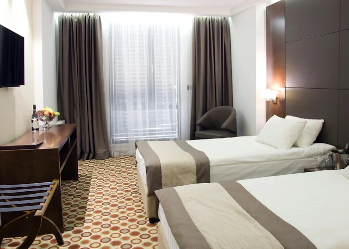 Sofia hotels near Monument to the Unknown Warrior