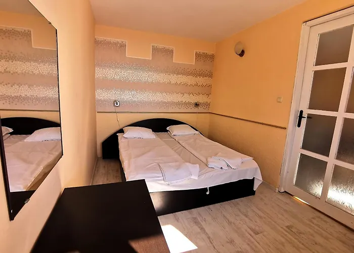 Family Hotel White House Pomorie