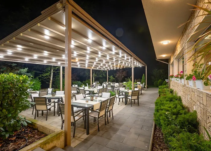Hoteluri în Kruşuna