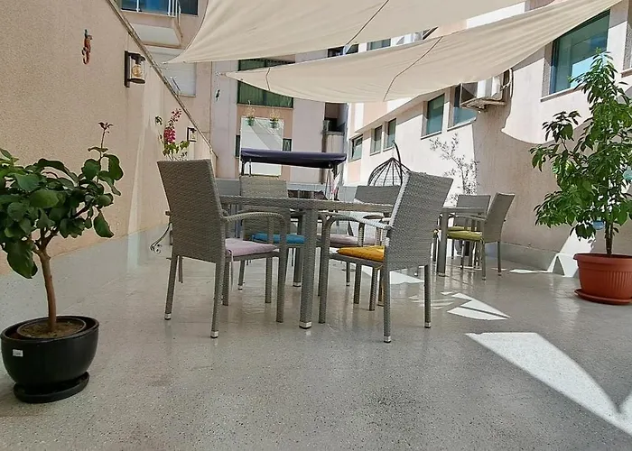 Bed & Breakfasts in Sofia near Eagle Bridge