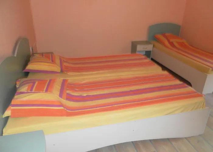 Golden Sands Guest Houses