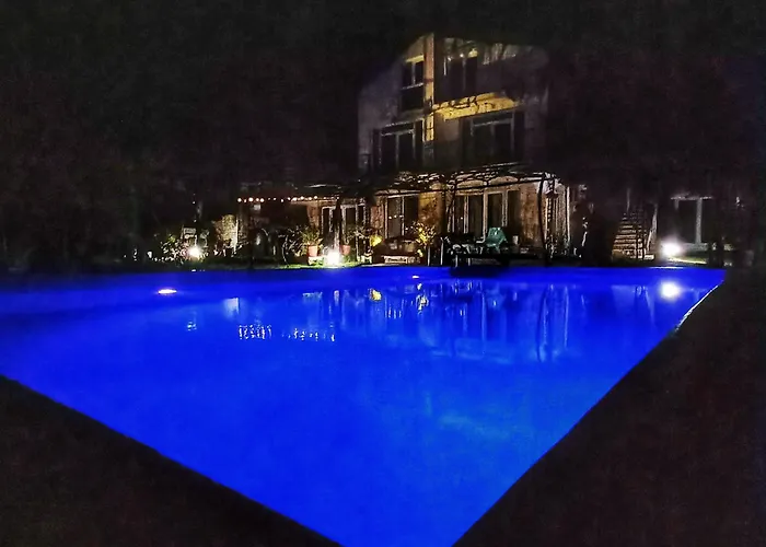 Cabin Rentals in Balchik