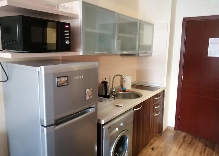 Apart Hotel Golden Line private apartments Goldstrand