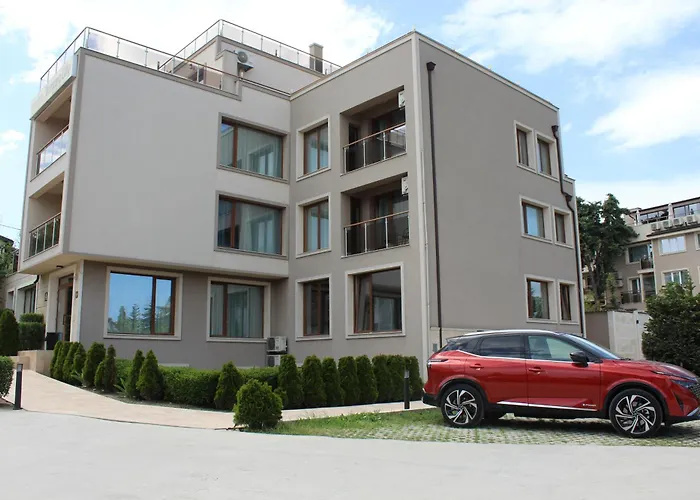 Vemara City Boutique Hotel-Free Parking Varna