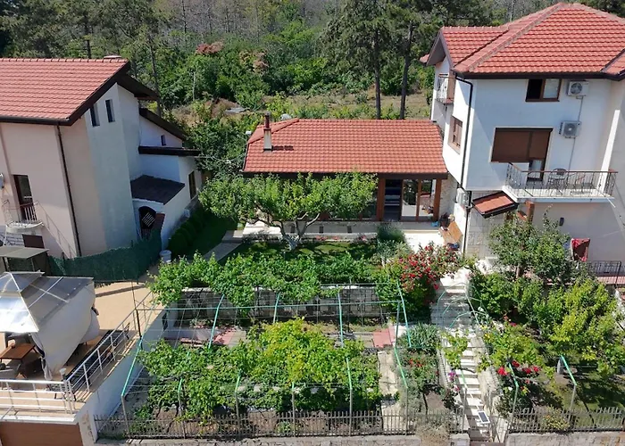 Villa Mak Balcic