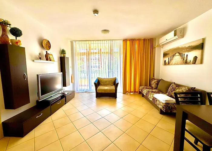 Grand Kamelia Holiday Apartments Sunny Beach met een Casino
