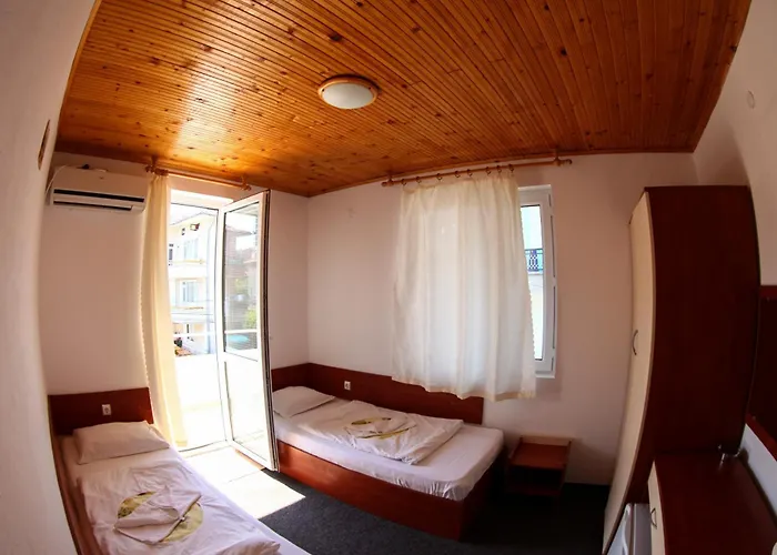 Guest Rooms Grudovi Obzor