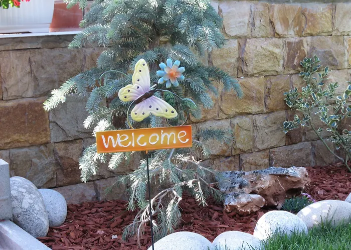 Aurora Guest House Golden Sands