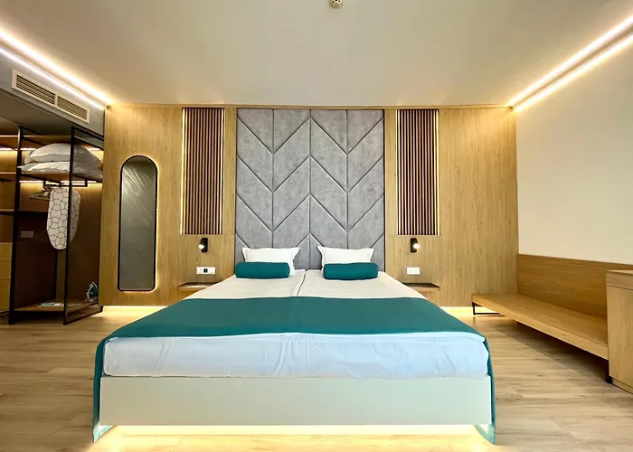 Haustierfreundliches Hotel Marina Palace, Affiliated By Melia, Adults Only & All Inclusive, Renovated Nessebar