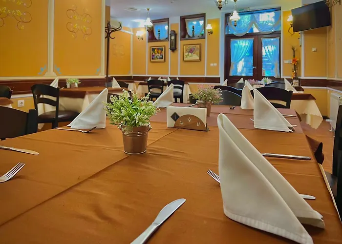 Family Hotel At Renaissance Square Plovdiv