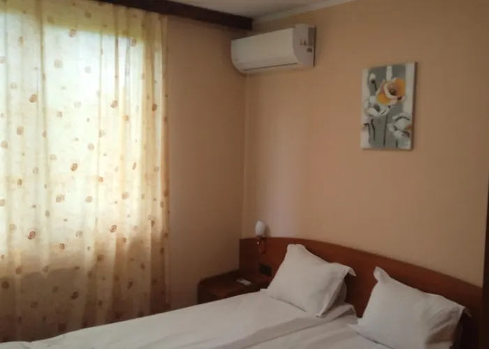 Hotels in Mineralni Bani