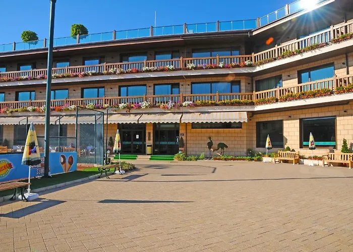 Hotels in Dobritsch