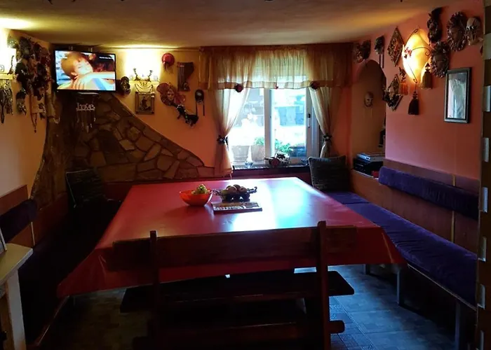 Света Анна Hotel Стрелча